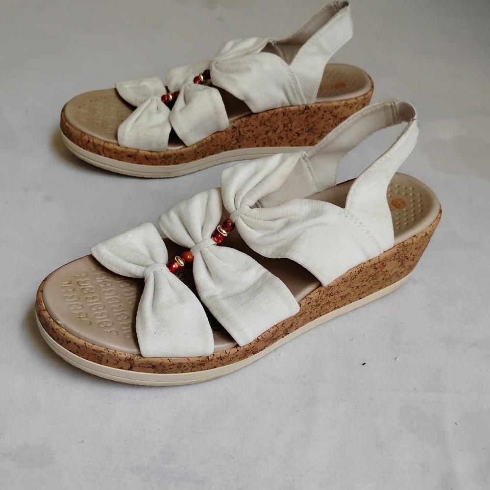 Bzees Sandals 9.5 M Roma Cork Wedge Cushioned Comfort Beach Boho Casual